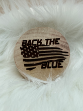 Load image into Gallery viewer, Round Wooden Bottle Openers - Engraved