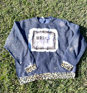 Mrs. Kayce Dutton Bleached Sweatshirt